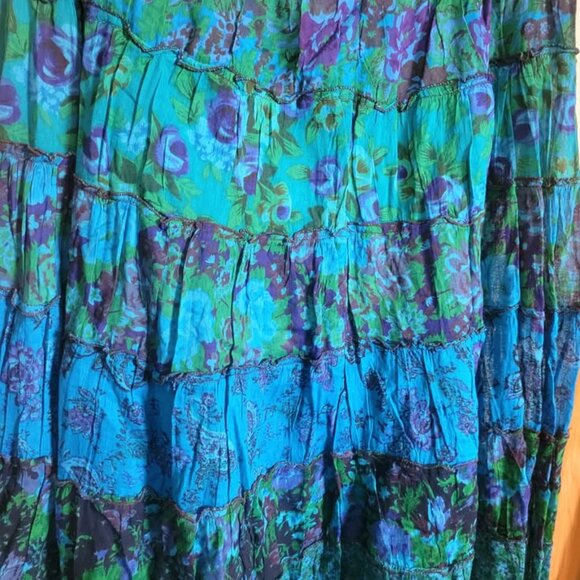 Gorgeous Brand New OM Company maxi tired skirt - Picture 4 of 6